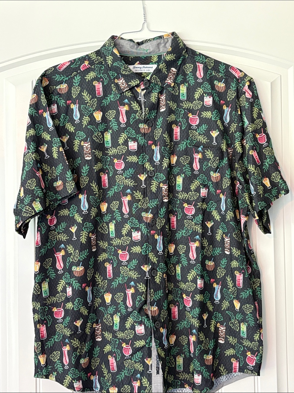 Tommy Bahama Black Short-Sleeve Button-Down Shirt with Colorful Cocktail Print